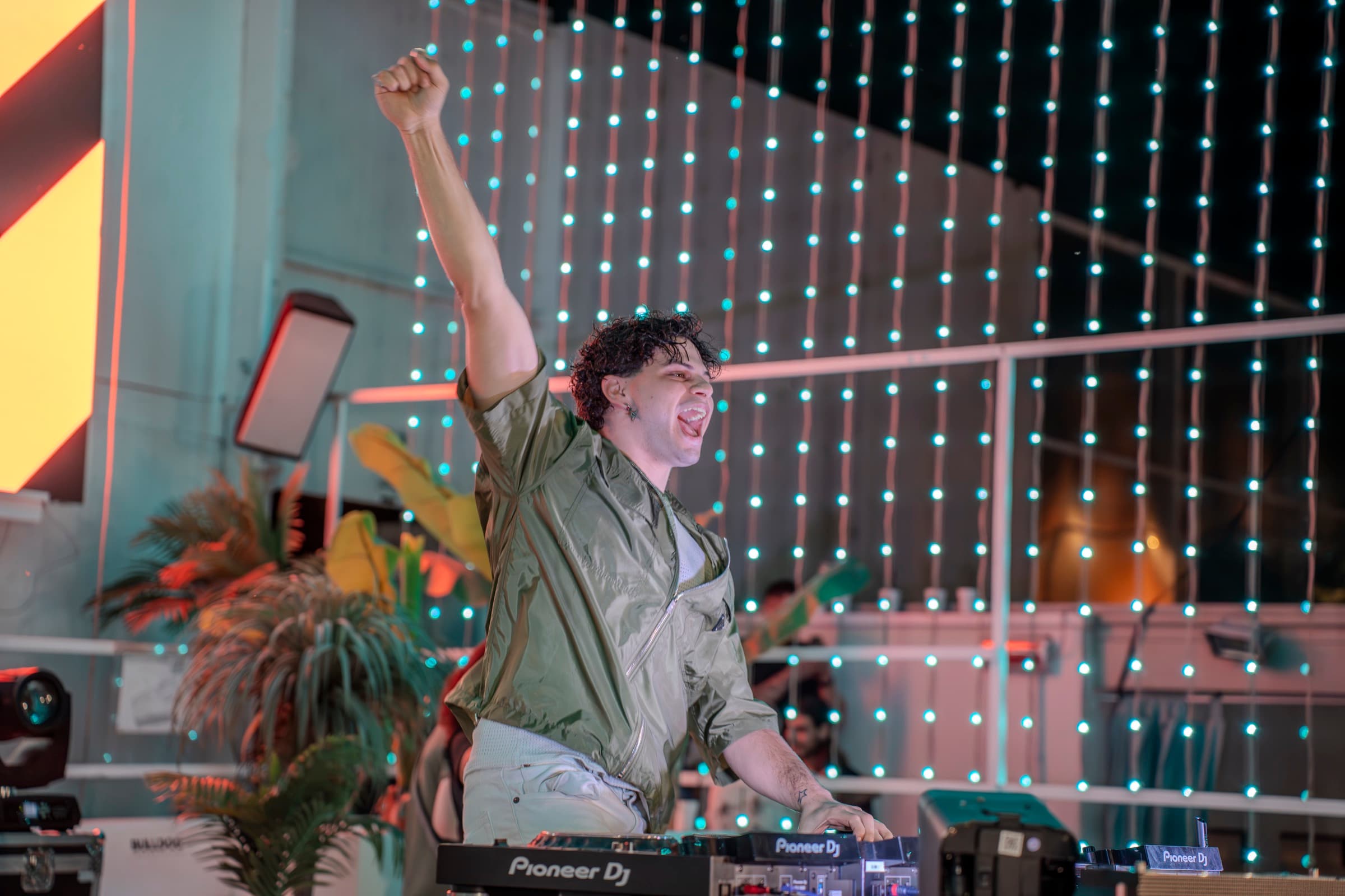 Radio VivaFm — Viva is Back, DJ set al Coco Beach Club